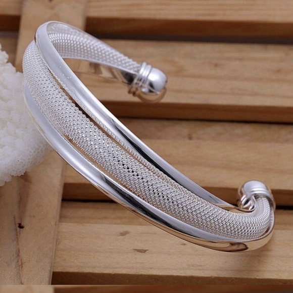 Silver Plated Twist Cuff Bracelet - Picture 3 of 8